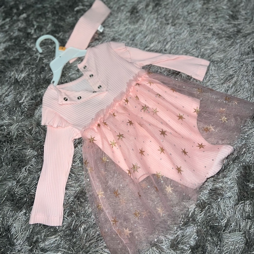 Baby Girl Dress 12 months - Picture 2 of 3